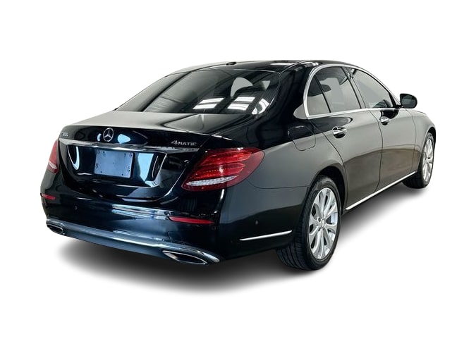Thumbnail: 2017 Mercedes-Benz E-Class - 34