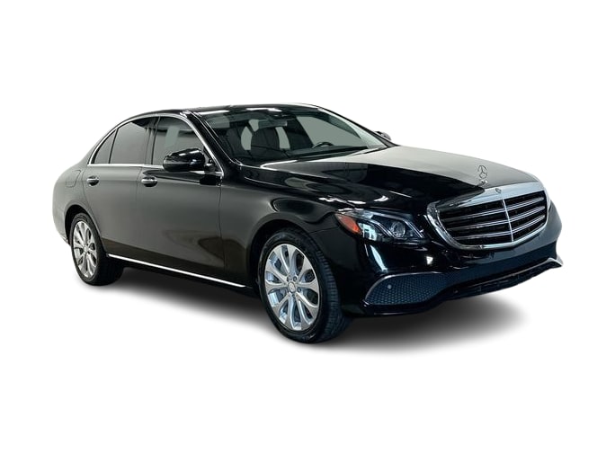 Thumbnail: 2017 Mercedes-Benz E-Class - 33