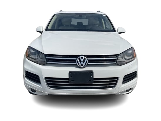 2014 Volkswagen Touareg  5