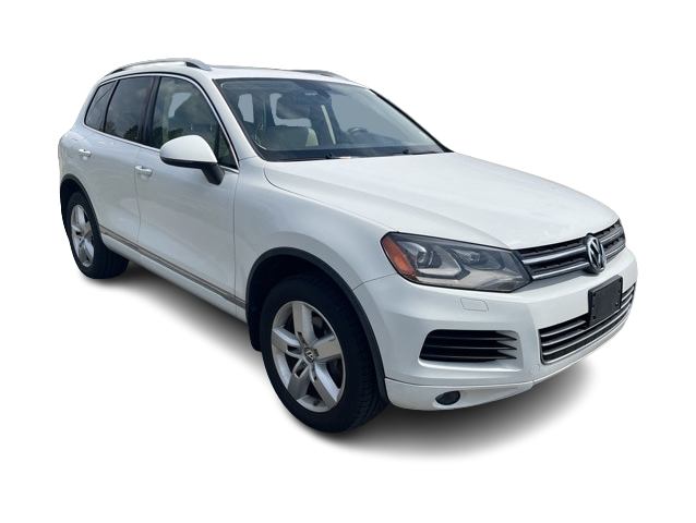 2014 Volkswagen Touareg  12