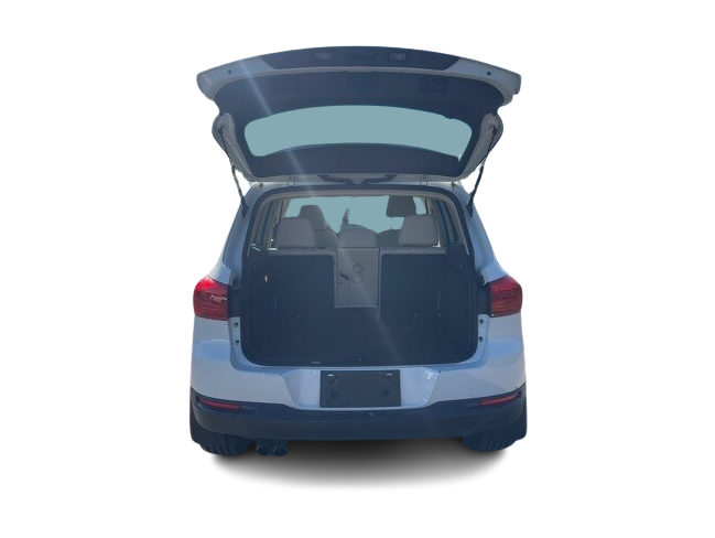 Thumbnail: 2017 Volkswagen Tiguan - 12