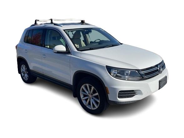 Thumbnail: 2017 Volkswagen Tiguan - 13