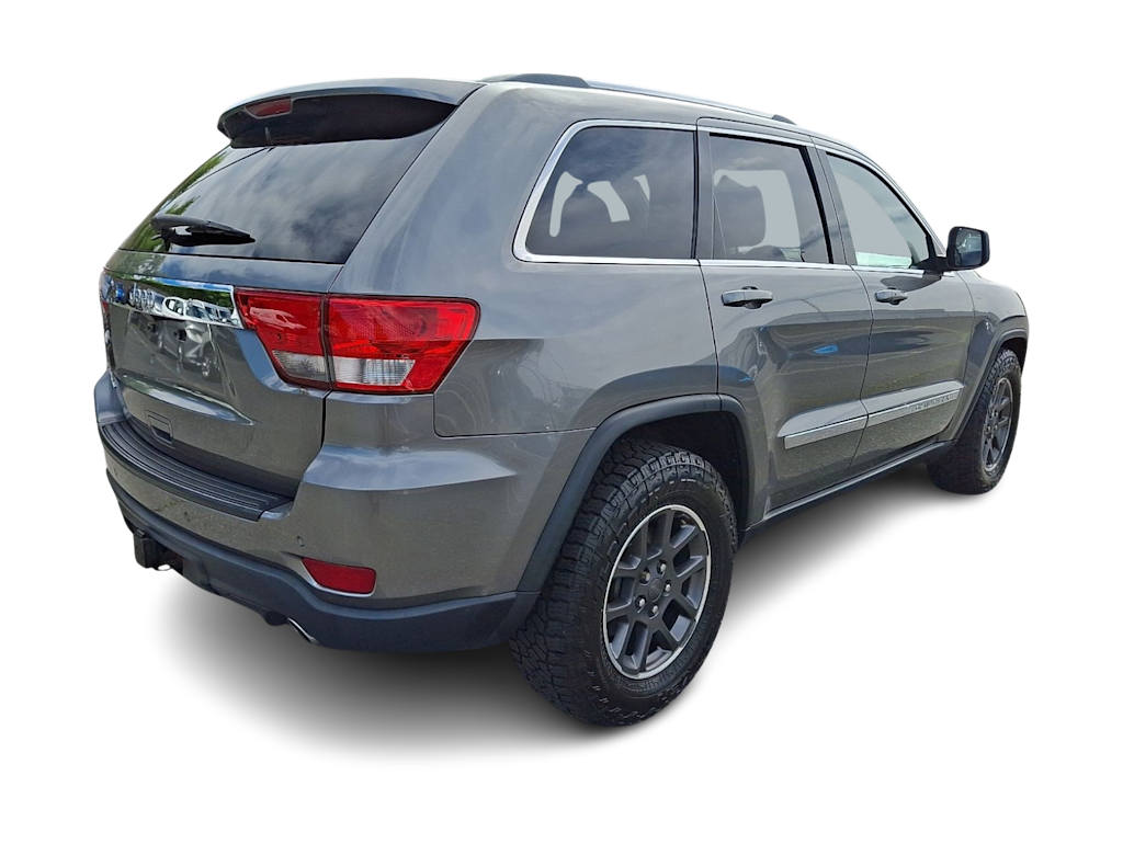 Thumbnail: 2012 Jeep Grand Cherokee - 15