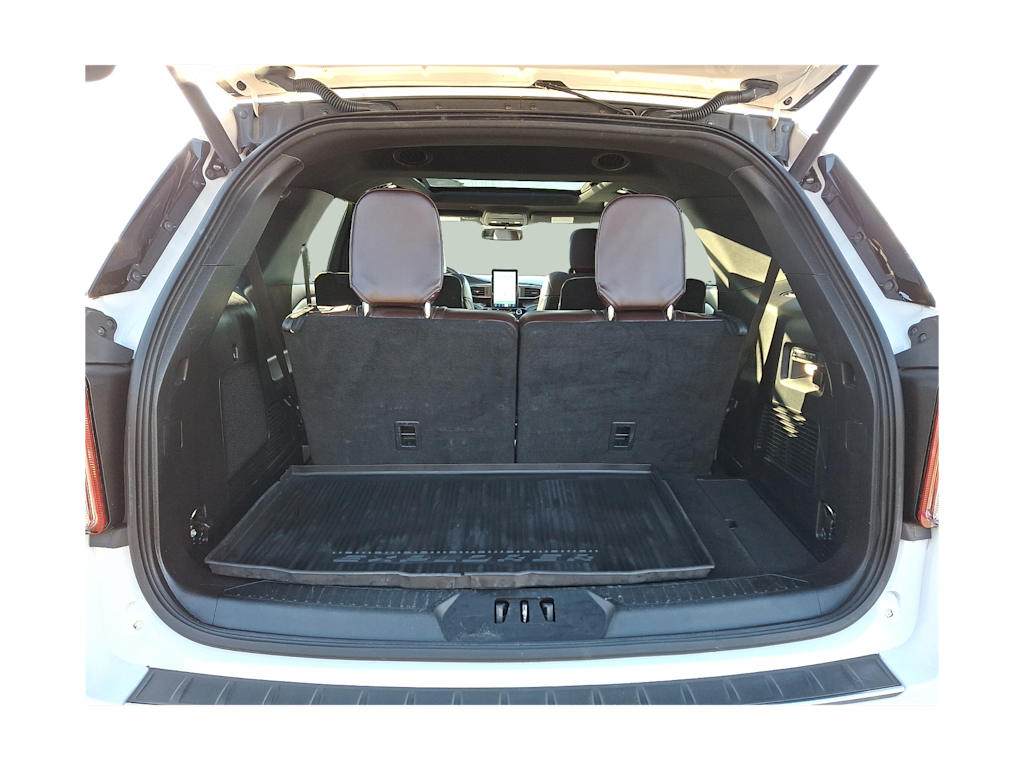 Thumbnail: 2021 Ford Explorer - 11