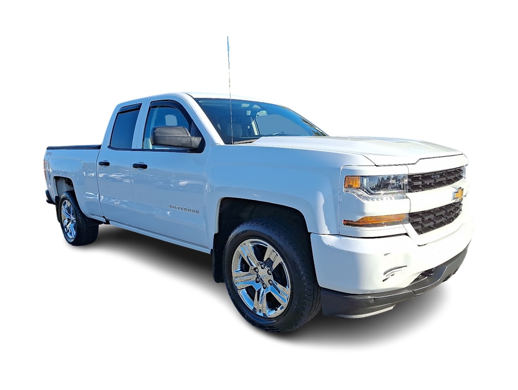 Thumbnail: 2018 Chevrolet Silverado 1500 - 12