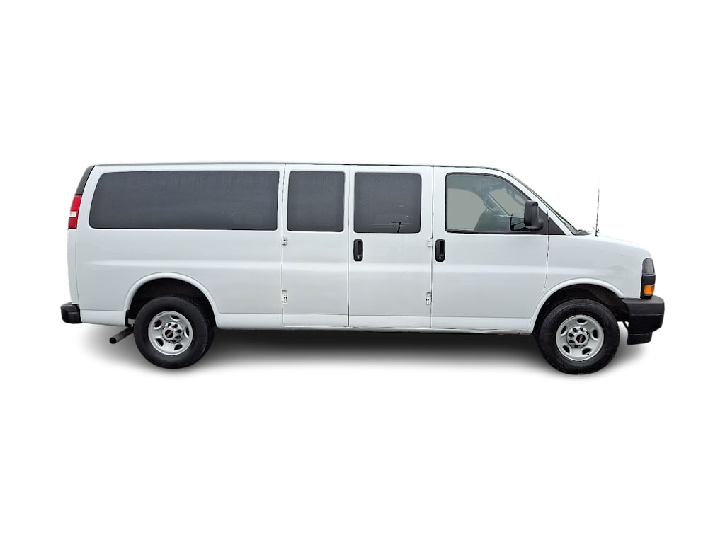Thumbnail: 2022 GMC Savana - 16