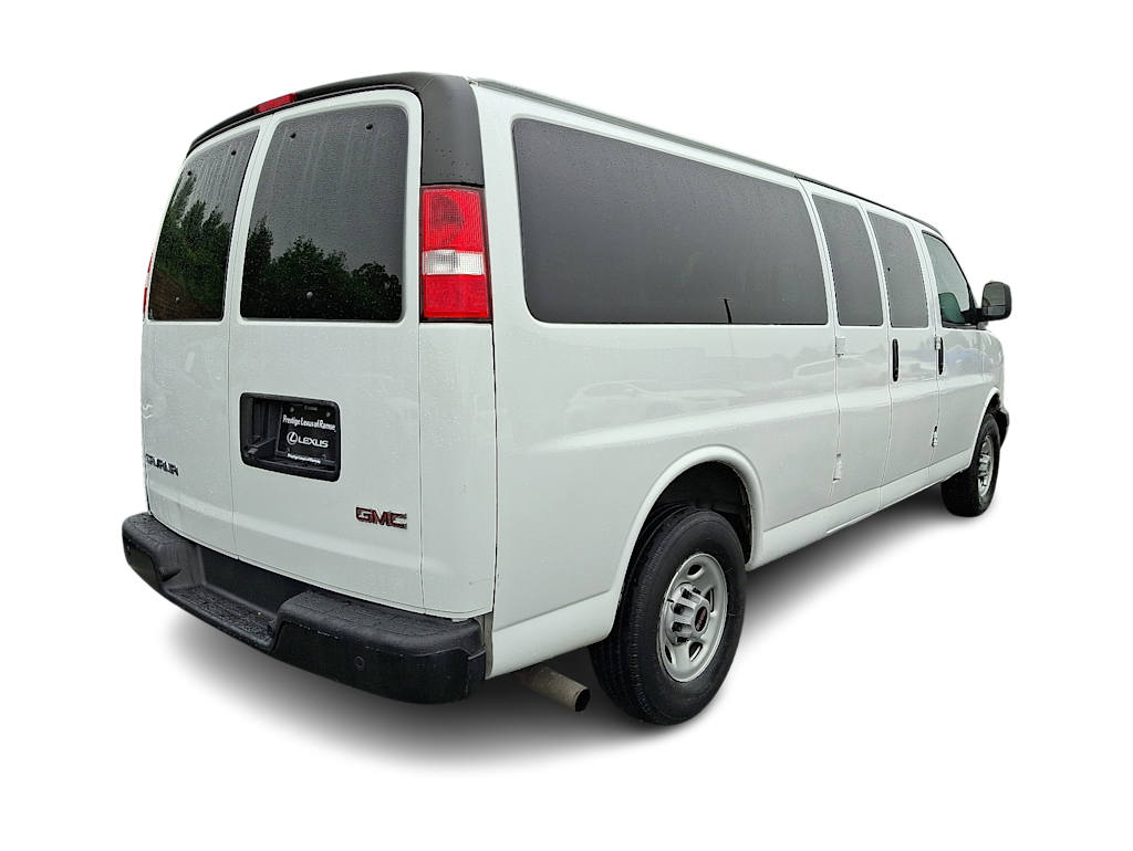 Thumbnail: 2022 GMC Savana - 17