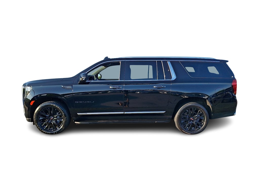 Thumbnail: 2023 GMC Yukon XL - 3