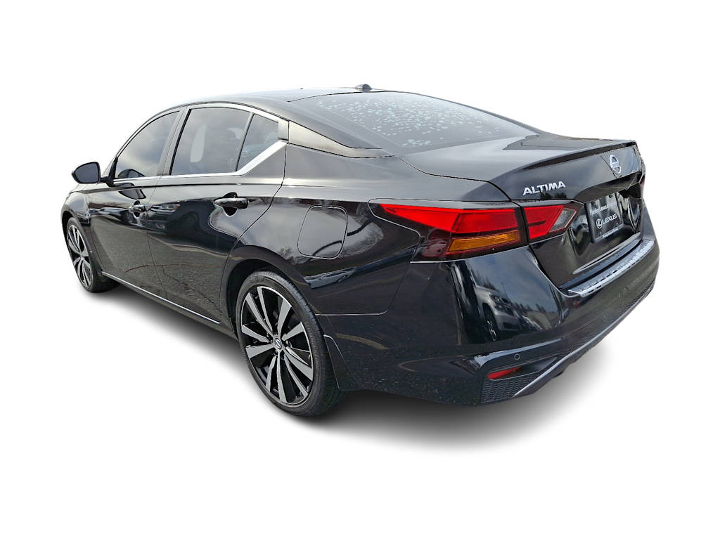 2021 Nissan Altima SR 2