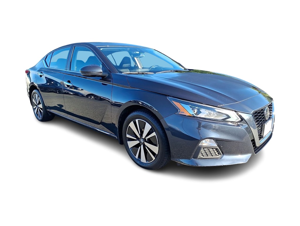 Thumbnail: 2022 Nissan Altima - 13