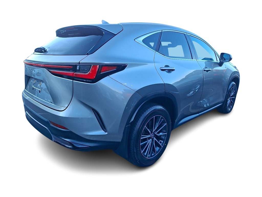 Thumbnail: 2024 Lexus ES - 14