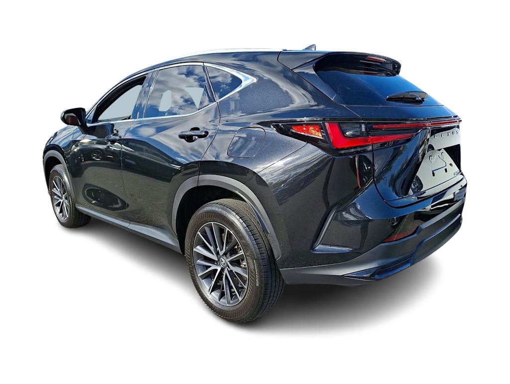 Thumbnail: 2024 Lexus ES - 3