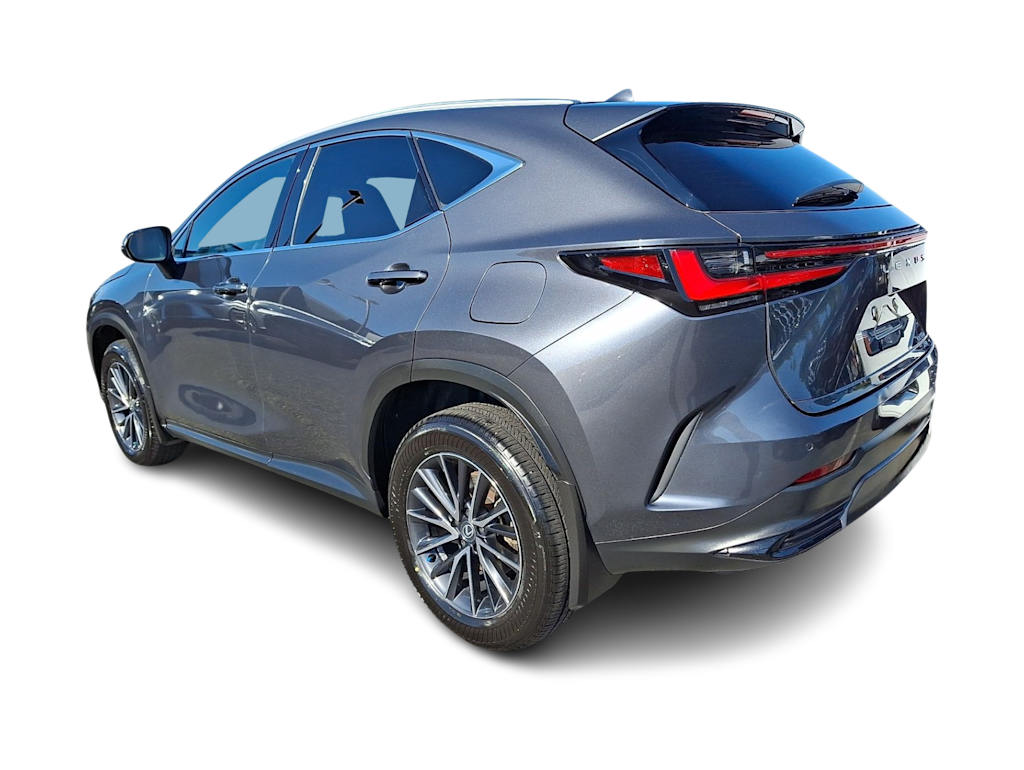Thumbnail: 2024 Lexus ES - 3
