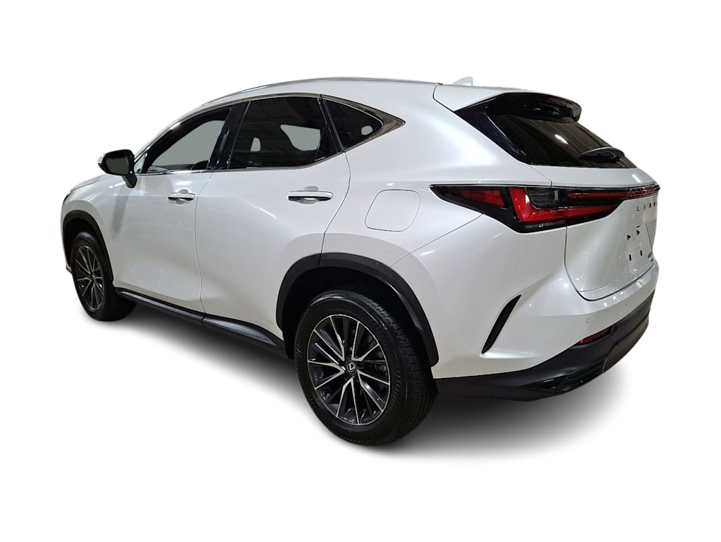 Thumbnail: 2024 Lexus ES - 3
