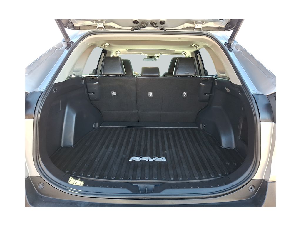 Thumbnail: 2021 Toyota RAV4 - 12