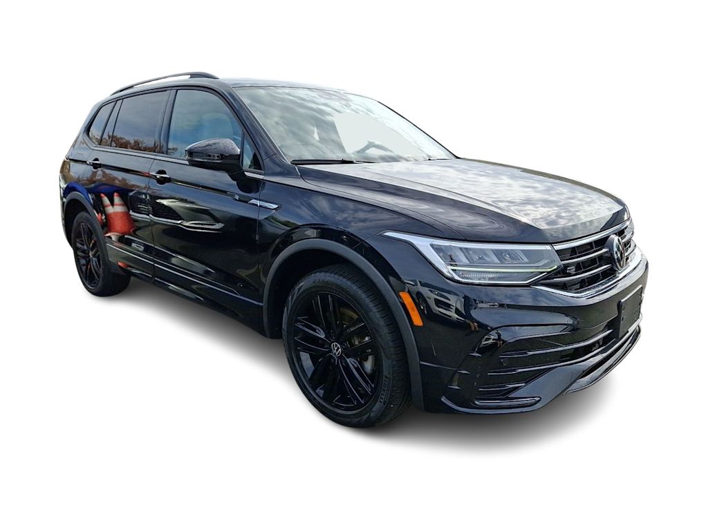 Thumbnail: 2022 Volkswagen Tiguan - 14