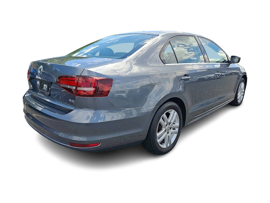 Thumbnail: 2017 Volkswagen Jetta - 16