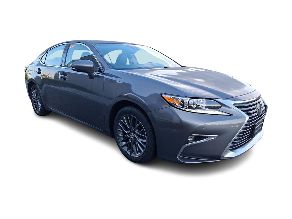Thumbnail: 2018 Lexus ES - 14