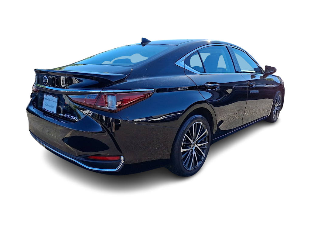 Thumbnail: 2024 Lexus ES - 14