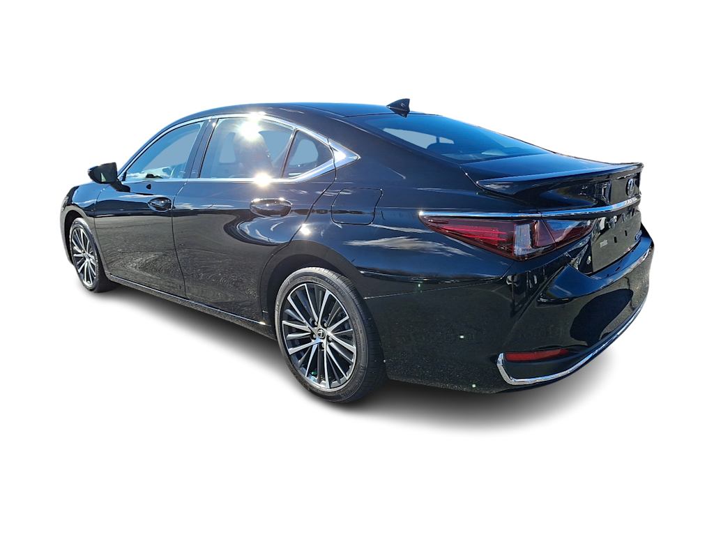 Thumbnail: 2023 Lexus ES - 3