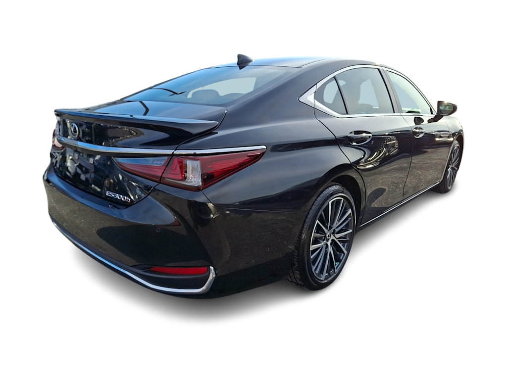 Thumbnail: 2024 Lexus ES - 14