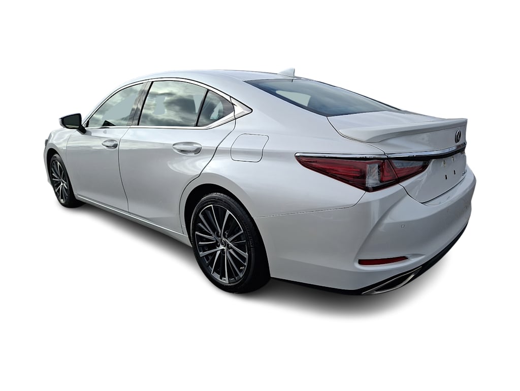 Thumbnail: 2023 Lexus ES - 2