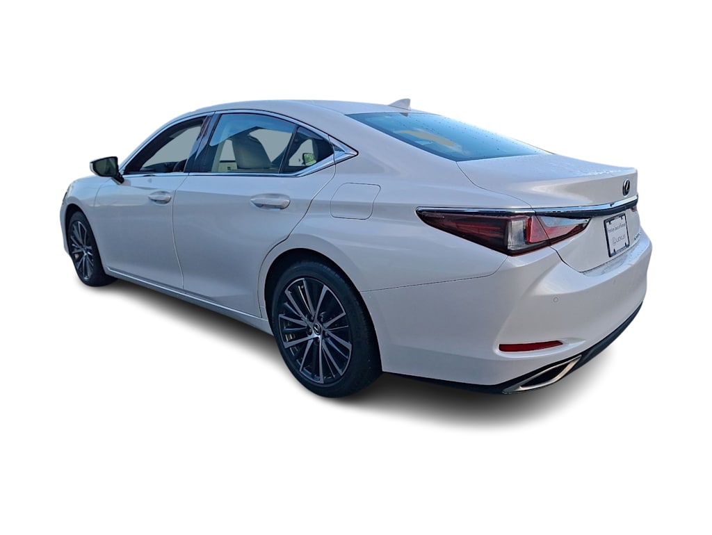 Thumbnail: 2024 Lexus ES - 3