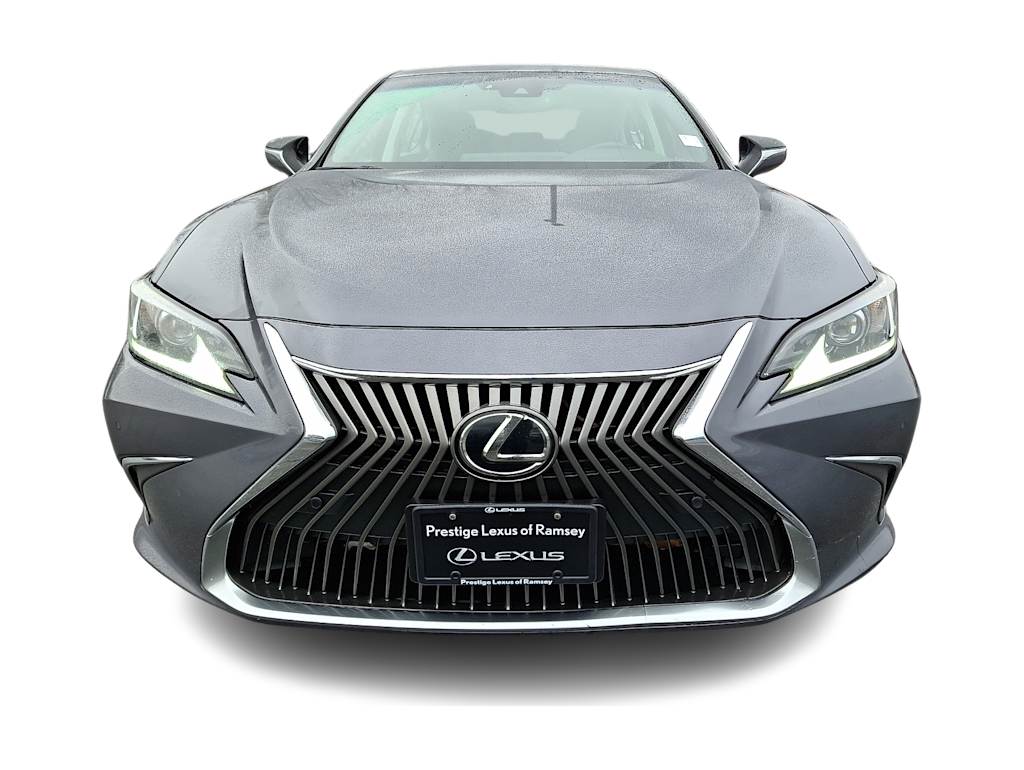 Thumbnail: 2020 Lexus ES - 4