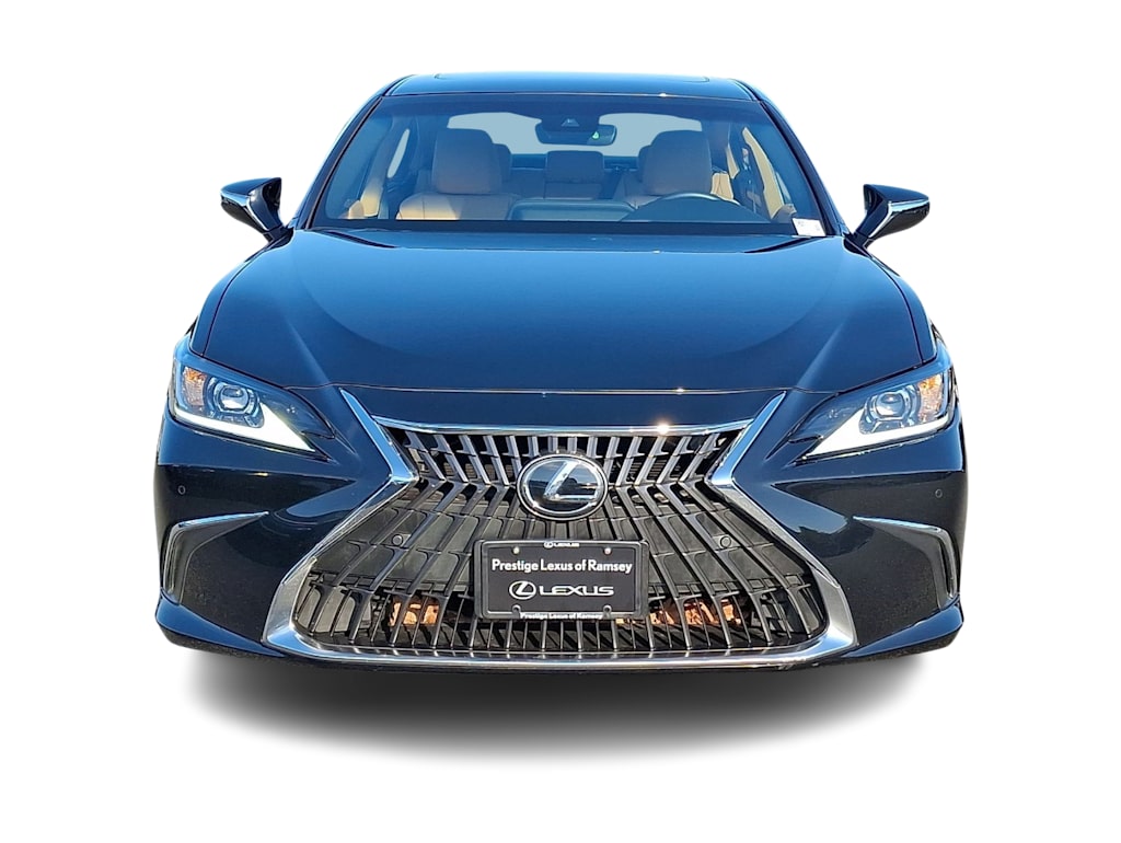 Thumbnail: 2023 Lexus ES - 4