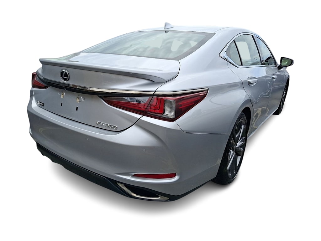 Thumbnail: 2020 Lexus ES - 15