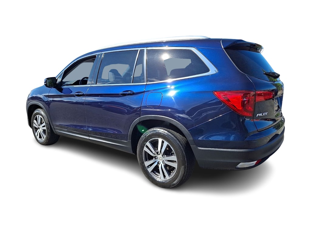 Thumbnail: 2016 Honda Pilot - 3