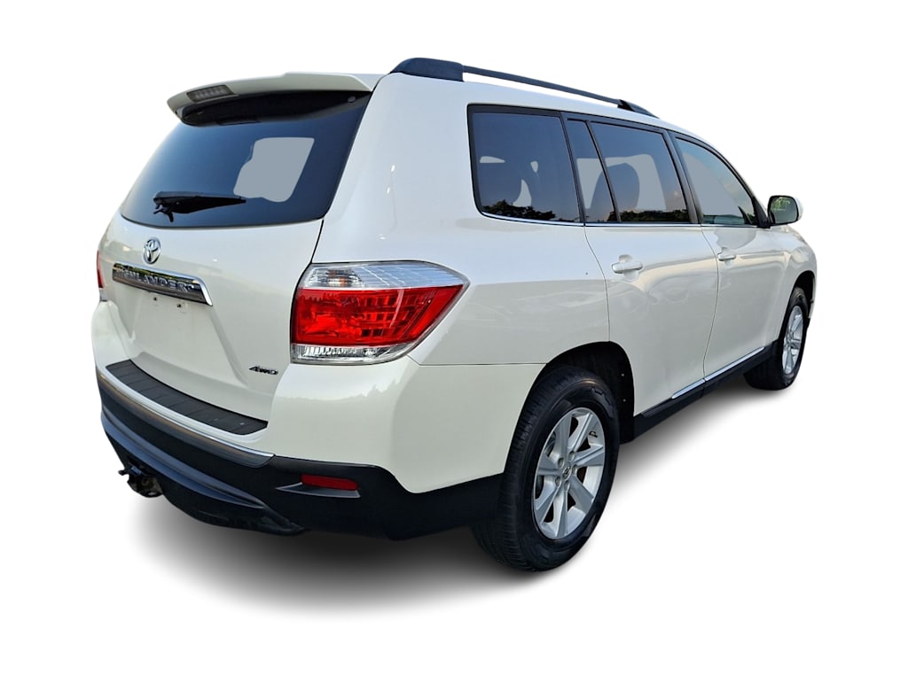 Thumbnail: 2013 Toyota Highlander - 15