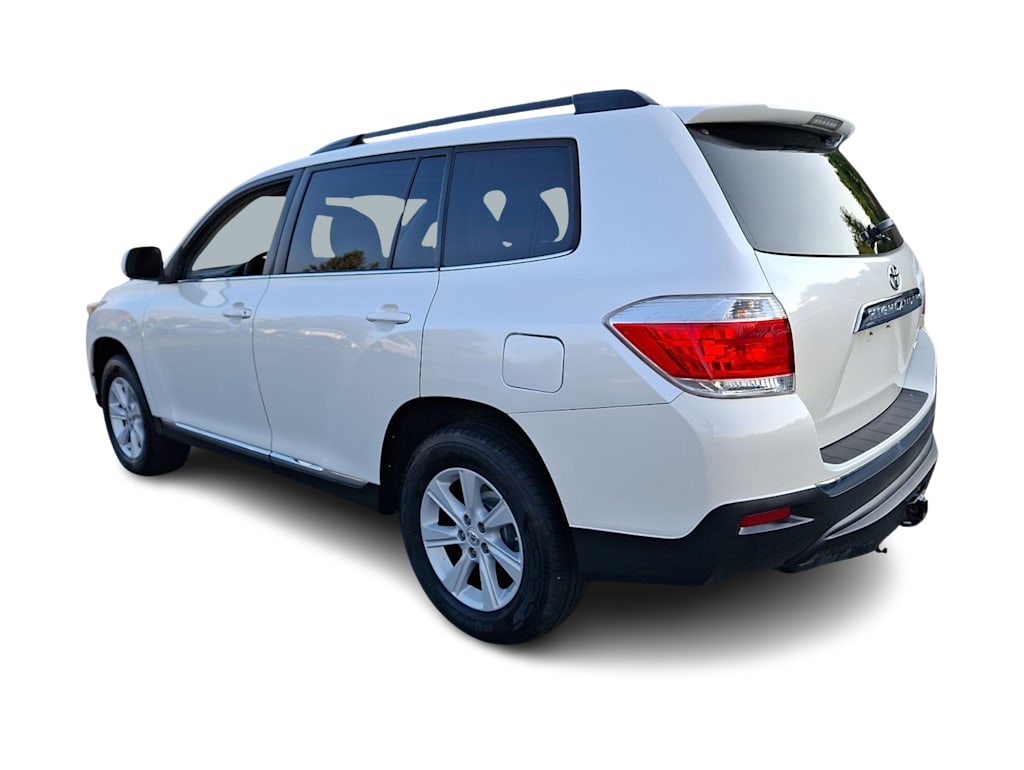 Thumbnail: 2013 Toyota Highlander - 3