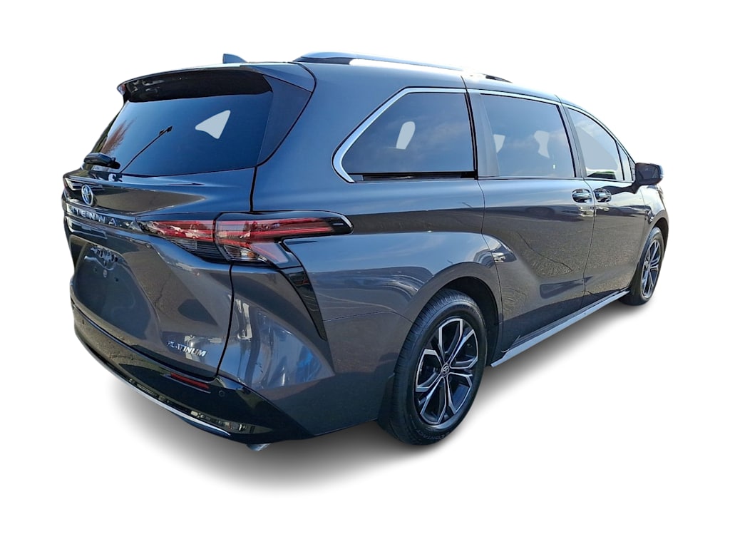 Thumbnail: 2025 Toyota Sienna - 15