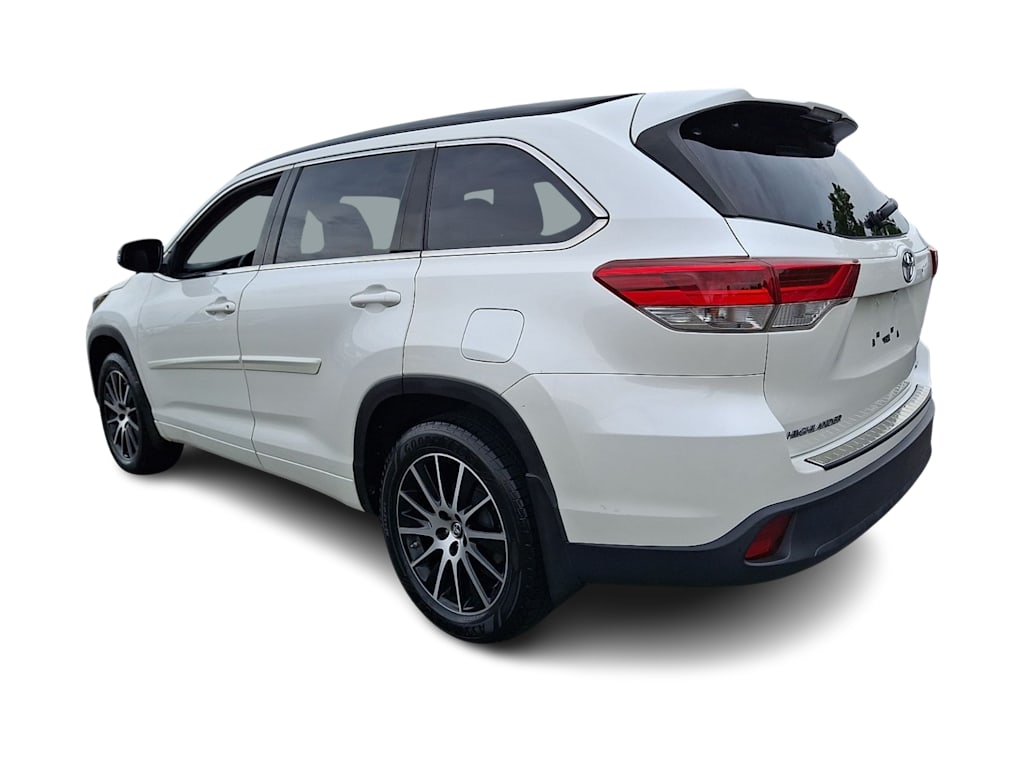 Thumbnail: 2018 Toyota Highlander - 3
