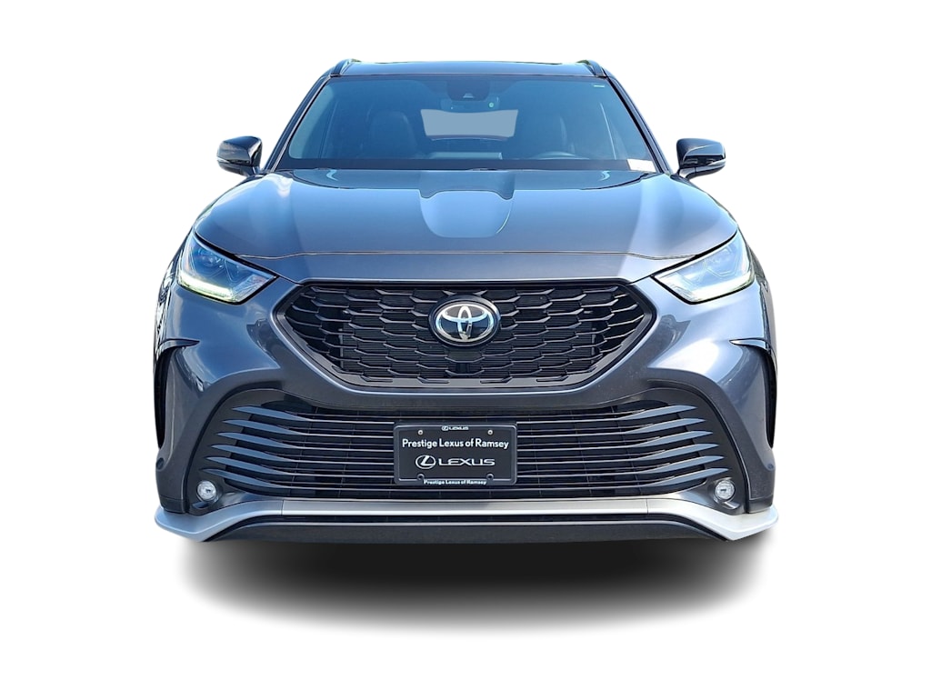 Thumbnail: 2023 Toyota Highlander - 6