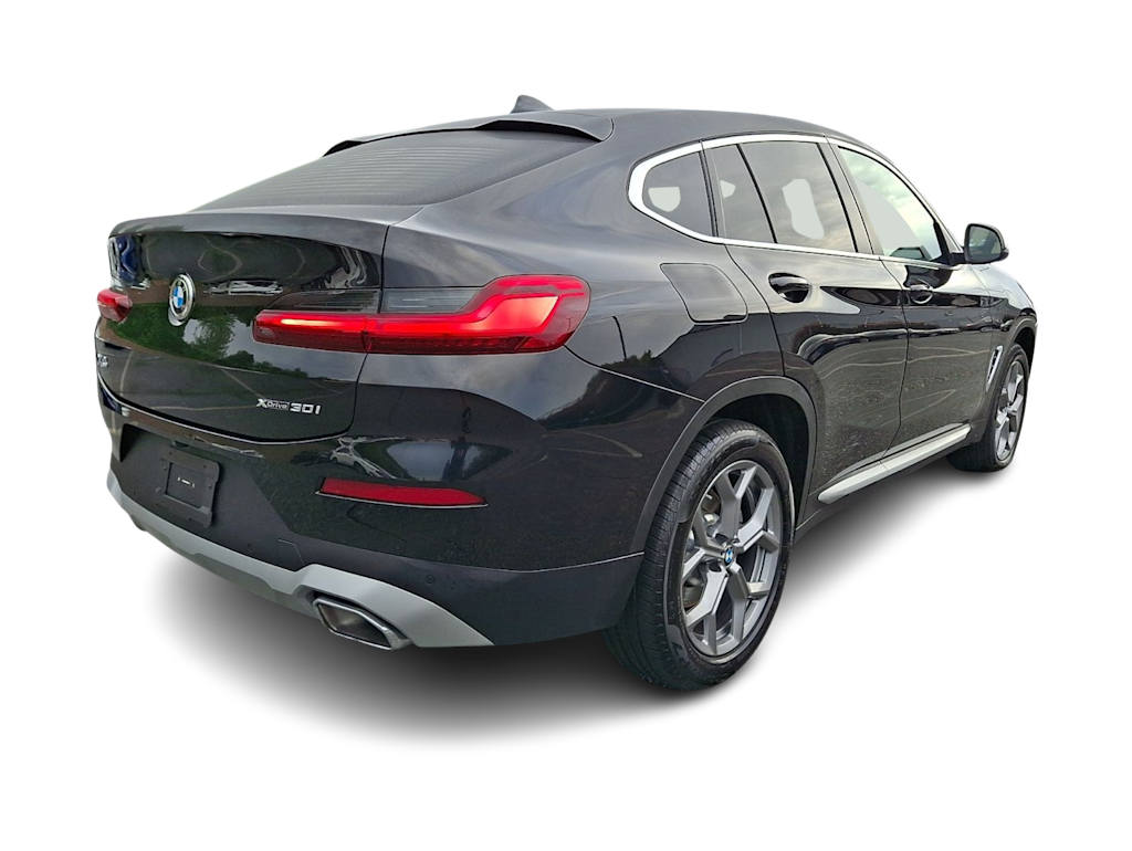 Thumbnail: 2025 BMW X4 - 14