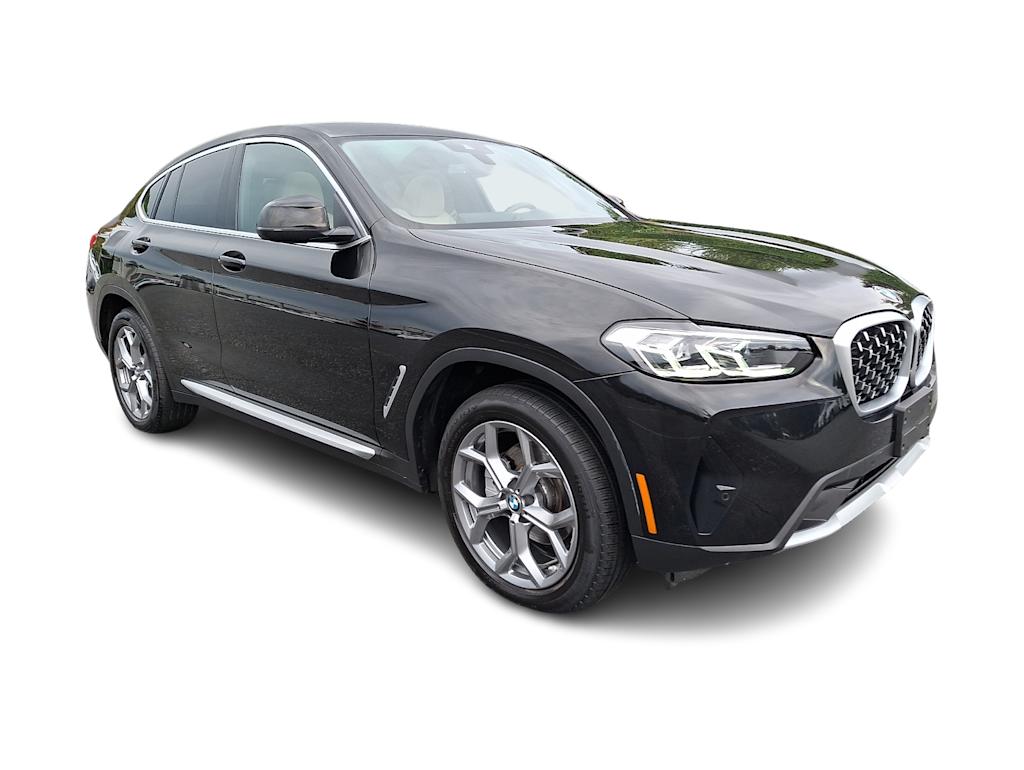 Thumbnail: 2025 BMW X4 - 12