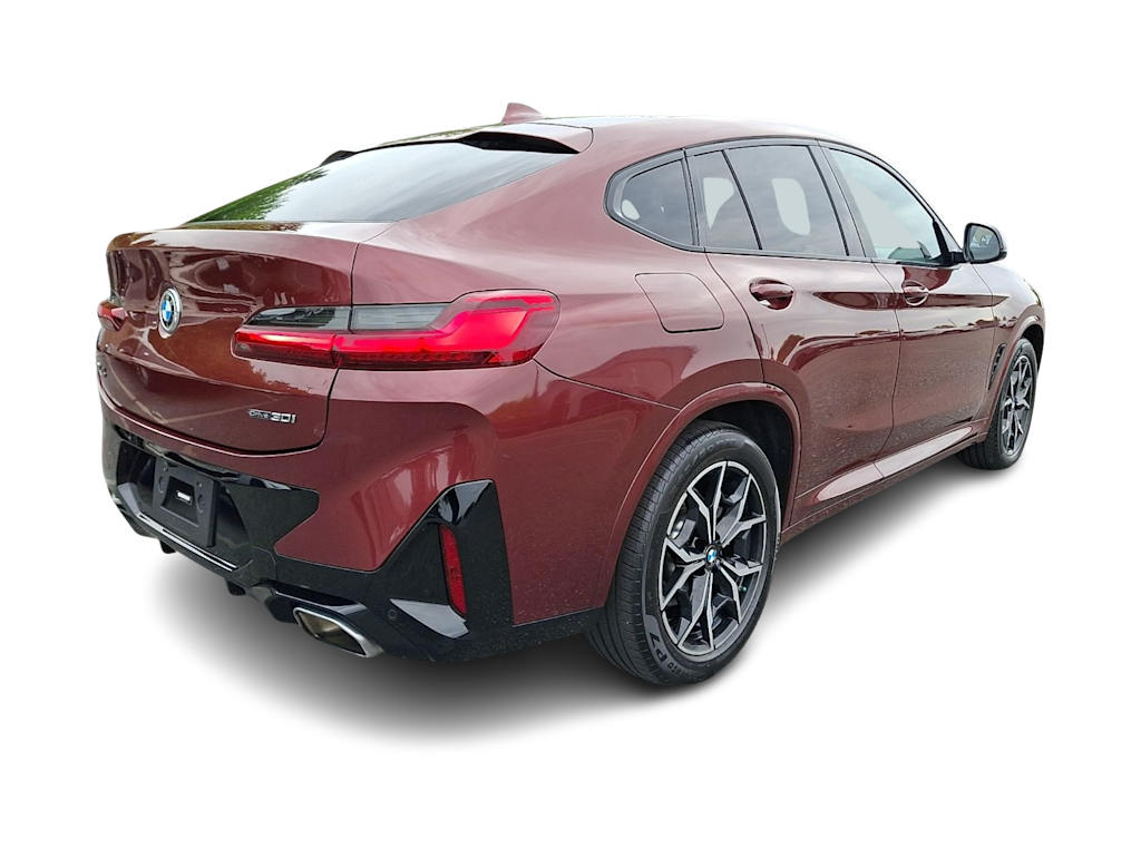 Thumbnail: 2023 BMW X4 - 15