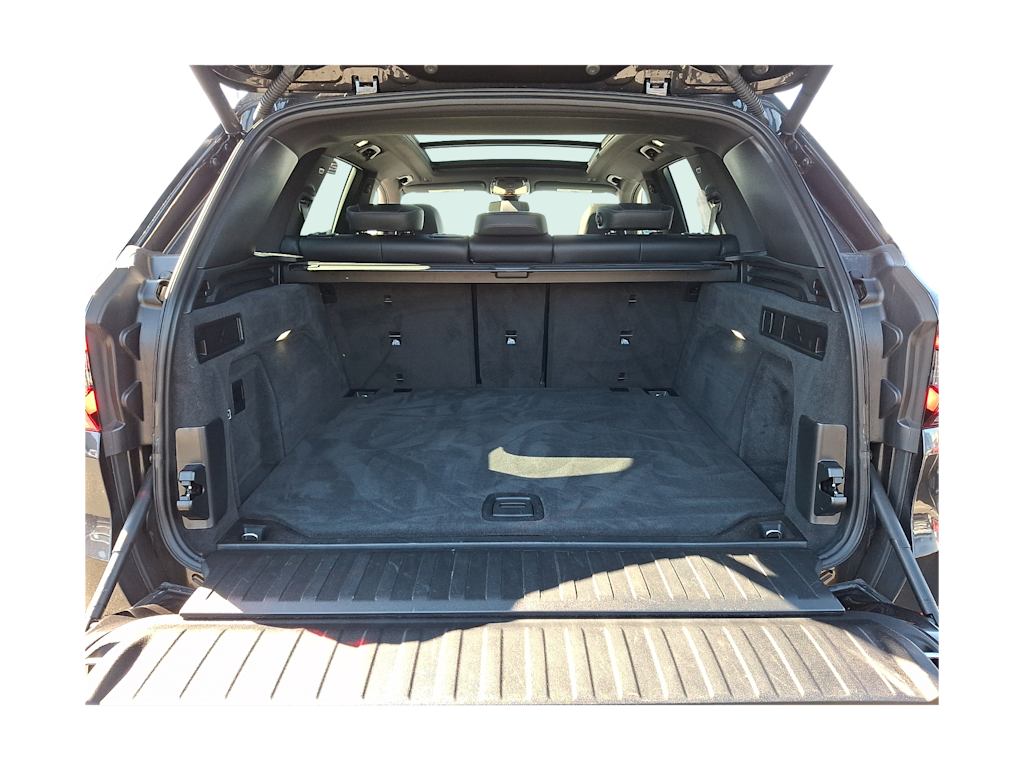 Thumbnail: 2023 BMW X5 - 11