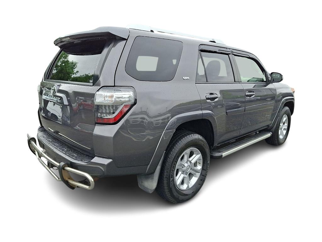 Thumbnail: 2015 Toyota 4Runner - 15