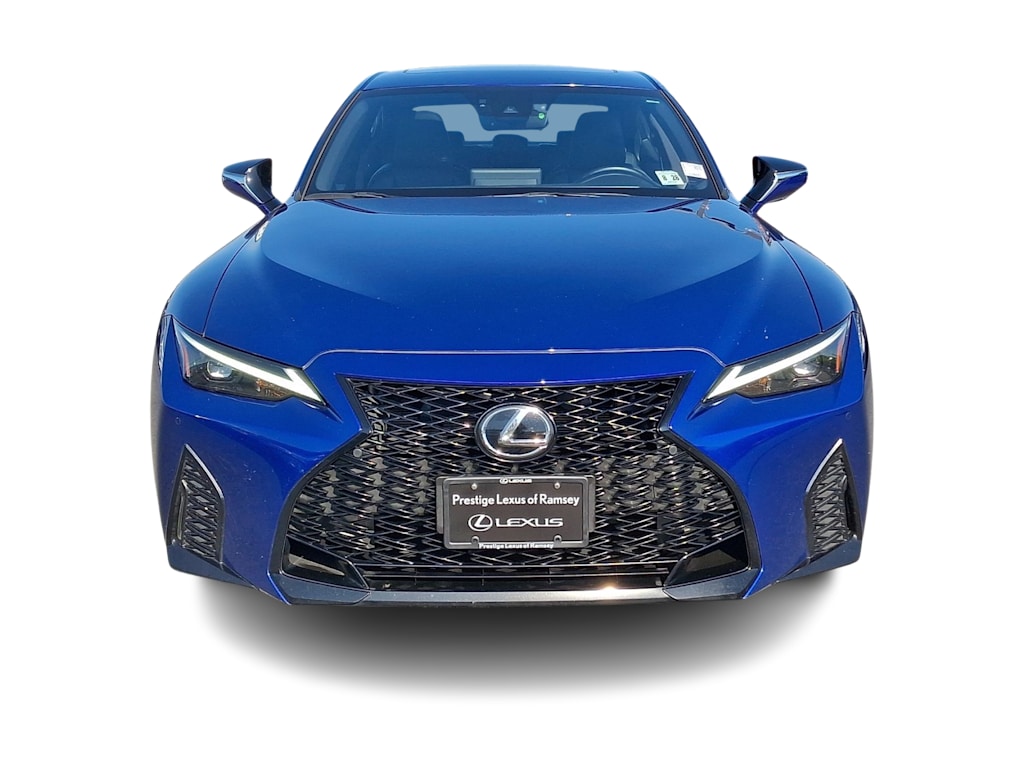 Thumbnail: 2023 Lexus IS - 4