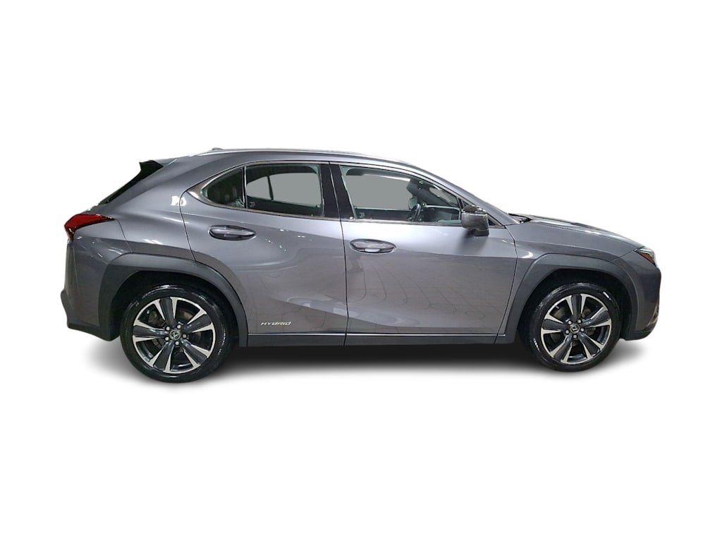 Thumbnail: 2021 Lexus UX - 14