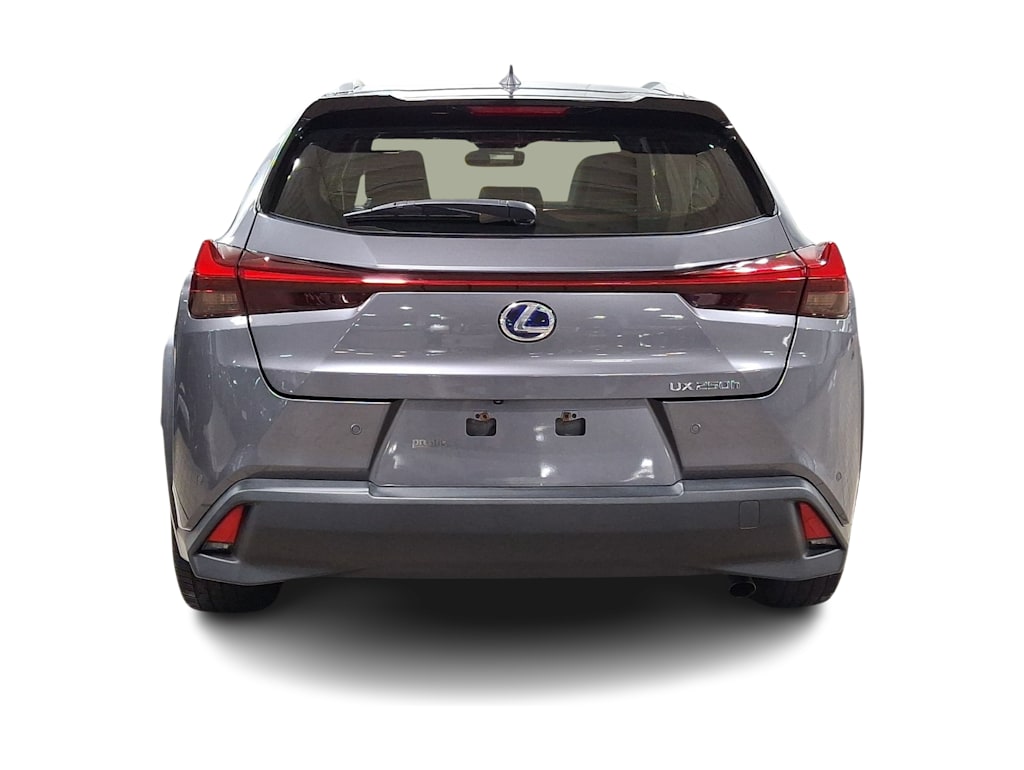 Thumbnail: 2021 Lexus UX - 4