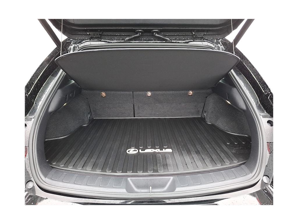 Thumbnail: 2019 Lexus UX - 10