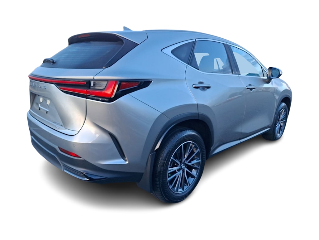 Thumbnail: 2024 Lexus ES - 15