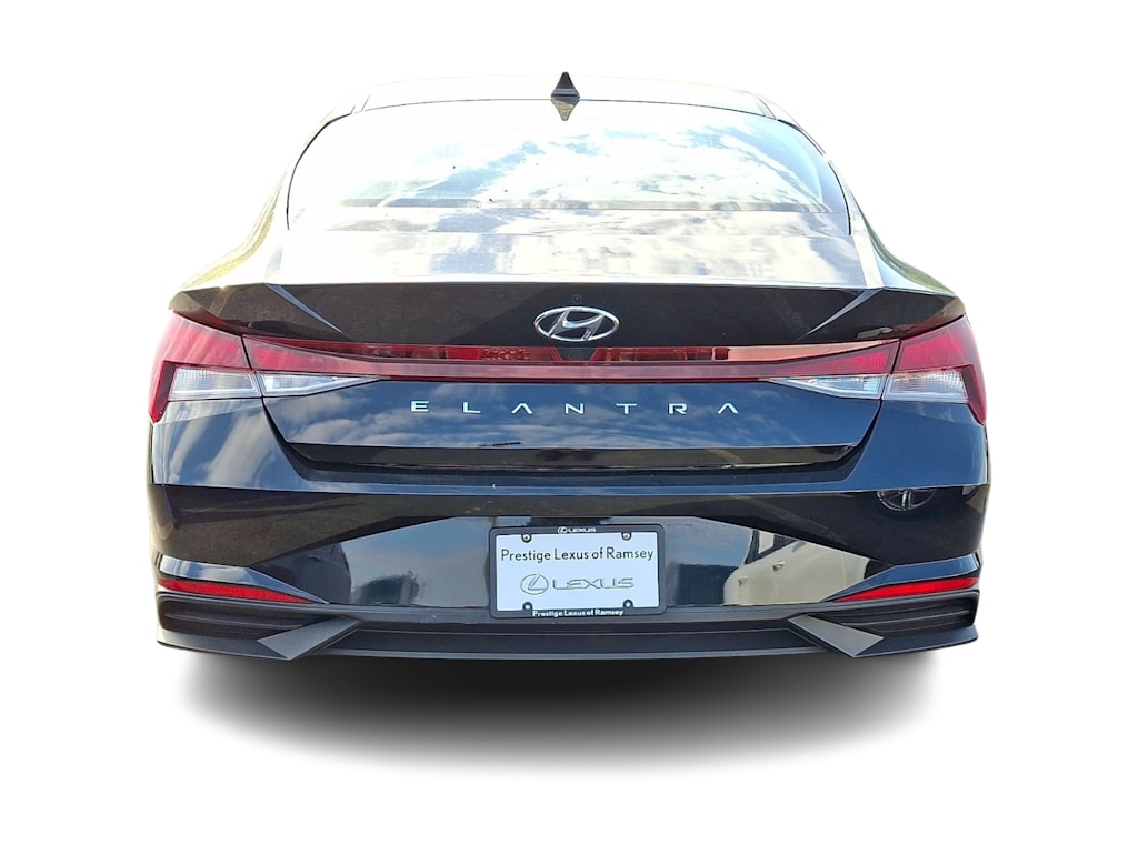 Thumbnail: 2023 Hyundai Elantra - 14