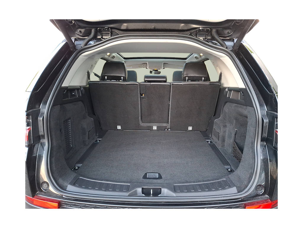 Thumbnail: 2020 Land Rover Discovery Sport - 11