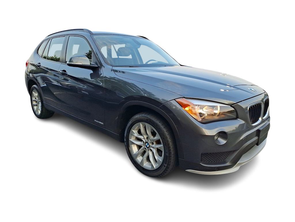 Thumbnail: 2015 BMW X1 - 14