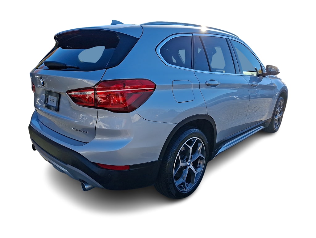 Thumbnail: 2019 BMW X1 - 16